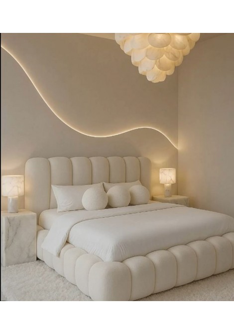  Υφασμάτινο κρεβάτι Bubble CB0118 λευκό με διάφορα διακοσμητικά μαξιλάρια, κομοδίνα και φωτιστικά